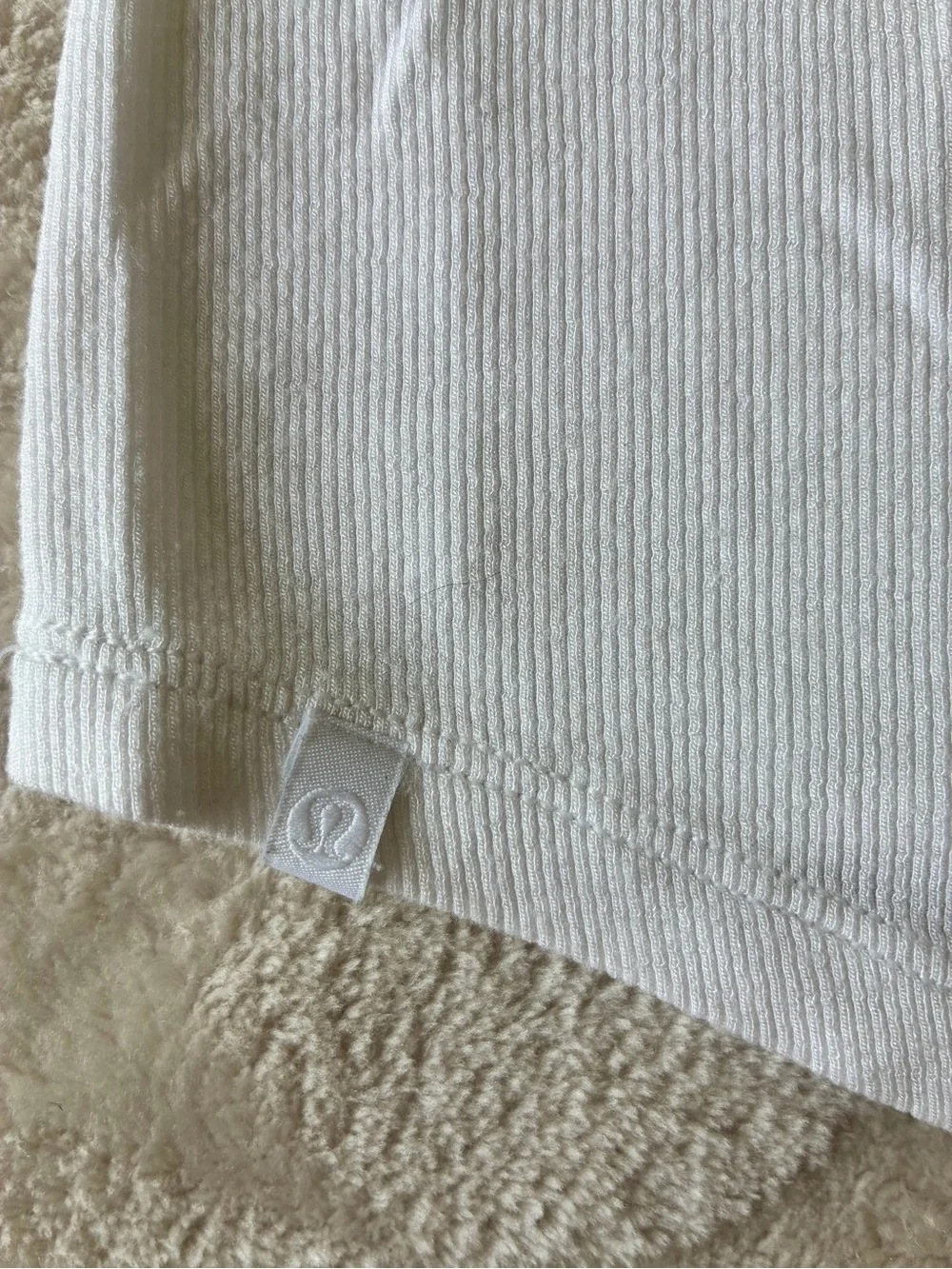 LULULEMON 
